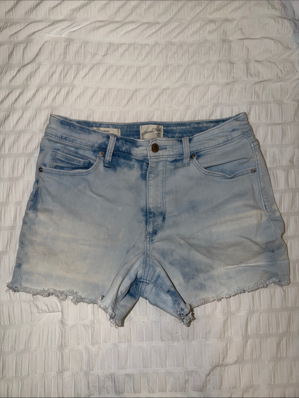 Universal Thread Light Blue Denim Frayed Hem Women's Shorts